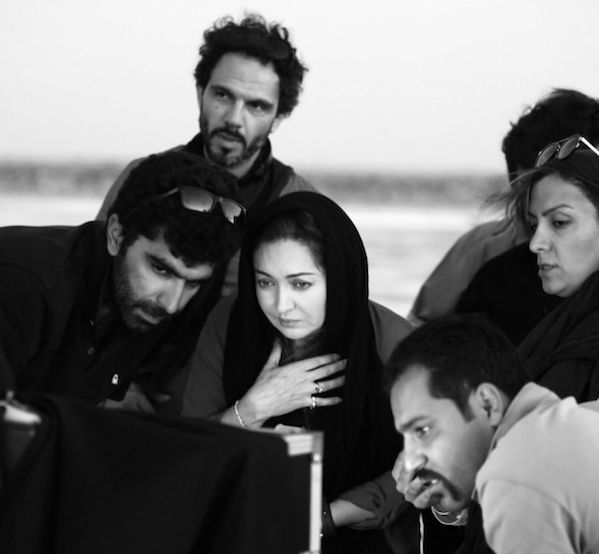 نگاهی کامل به فیلم آتابای | بررسی عوامل و بازیگران با کارگردانی نیکی کریمی (+عکس)